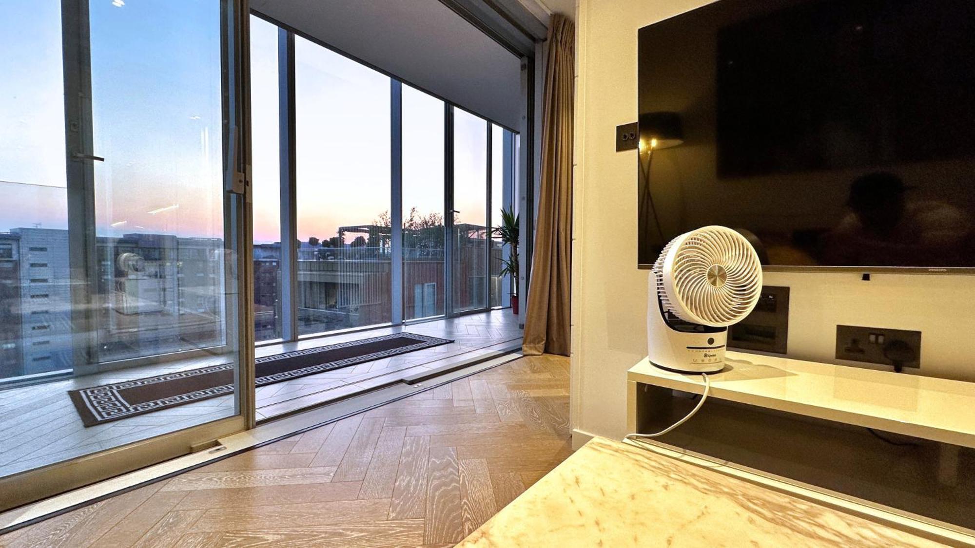 Battersea Power Station - Winter Garden Balcony & 1Gb Wifi - Luxurylondonstays Bagian luar foto